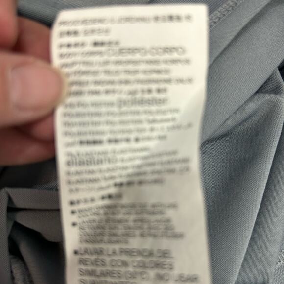 Under Armour ColdBlack Performance Gray Polo Shirt Heat Gear Loose Fit Medium - Picture 13 of 14